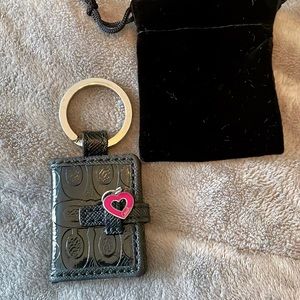 Coach Monogram Black Photo Key Ring 🔑